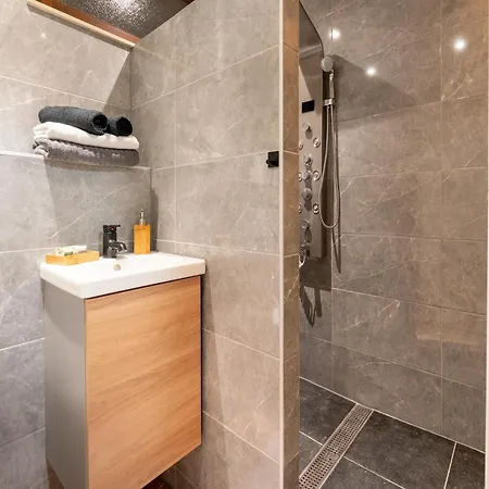 Apartment In Schin Op Geul With Sauna, Cleaning Included *